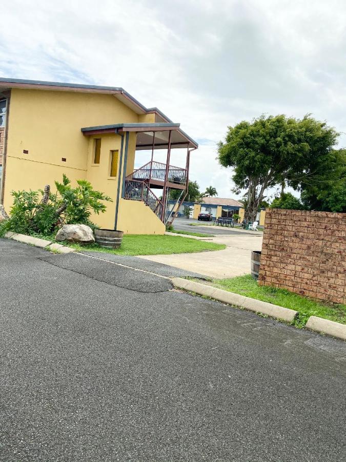 Proserpine Motor Lodge Exterior foto